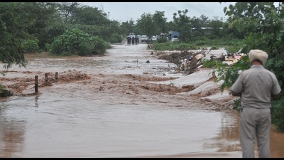 Kharar SDM says water level in seasonal rivulets Patiala ki Rao and Jayanti Devi Ki Rao was under control. (HT file)