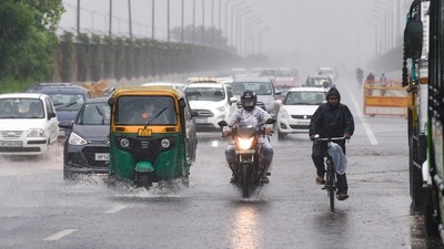 Isolated extremely heavy falls are likely to occur over Gangetic West Bengal on Thursday, over Jharkhand and Chhattisgarh on July 30 and over Chhattisgarh and over East Madhya Pradesh on July 31. (PTI) Isolated extremely heavy falls are likely to occur over Gangetic West Bengal on Thursday, over Jharkhand and Chhattisgarh on July 30 and over Chhattisgarh and over East Madhya Pradesh on July 31. (PTI)