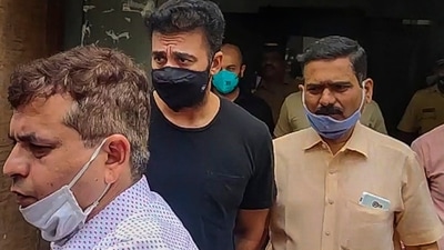 Raj Kundra's lawyer referred to comedian Munawar Faruqui's case where the Supreme Court ordered an ad-interim bail to the comedian, who was arrested by Madhya Pradesh police for allegedly hurting religious sentiment in one of his shows. (PTI) Raj Kundra's lawyer referred to comedian Munawar Faruqui's case where the Supreme Court ordered an ad-interim bail to the comedian, who was arrested by Madhya Pradesh police for allegedly hurting religious sentiment in one of his shows. (PTI)
