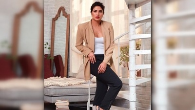 Priyanka Chopra: PeeCee was already a known face in the modelling industry way before being crowned Miss World in 2000. She then made her Bollywood debut with the 2003 thriller film 'The Hero.' (Instagram/@priyankachopra)