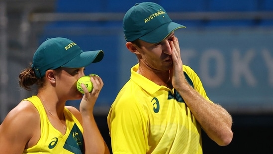 Tokyo 2020 Olympics - Tennis - Mixed Doubles - Quarterfinal - Ariake Tennis Park - Tokyo, Japan - July 29, 2021 Ashleigh Barty of Australia and John Peers of Australia react during their quarterfinal match against Maria Sakkari of Greece and Stefanos Tsitsipas of Greece REUTERS/Edgard Garrido(REUTERS)
