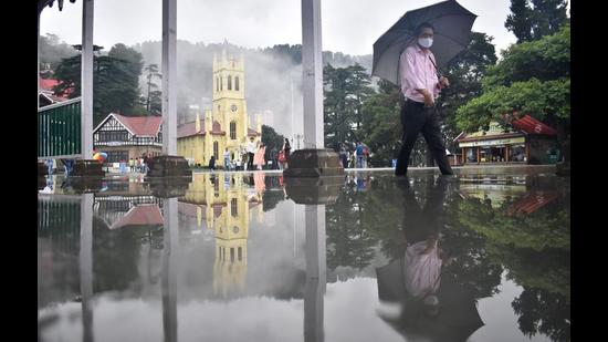 The Ridge in Shimla after a fresh spell of rain on Thursday. The Kalka-Shimla highway was also blocked due to a landslide at Kaithlighat in Solan district. (Deepak Sansta/HT)