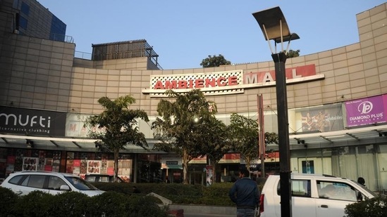 A loan of <span class='webrupee'>₹</span>810 crore was sanctioned to the company by a consortium of banks led by Jammu and Kashmir Bank for developing the hotel.(Parveen Kumar/HT) A loan of <span class='webrupee'>₹</span>810 crore was sanctioned to the company by a consortium of banks led by Jammu and Kashmir Bank for developing the hotel.(Parveen Kumar/HT)