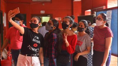 Students celebrate after CBSE class 12th results were declared, at St. Thomas' Girls Senior Secondary School, in New Delhi. (HT Photo) Students celebrate after CBSE class 12th results were declared, at St. Thomas' Girls Senior Secondary School, in New Delhi. (HT Photo)