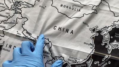 The maps being exported as ‘bed covers’ were seized at Shanghai Pudong international airport during a routine check. (The Paper.com/Shanghai Customs) The maps being exported as ‘bed covers’ were seized at Shanghai Pudong international airport during a routine check. (The Paper.com/Shanghai Customs)