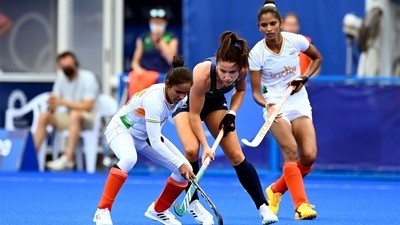 The Indian women's hockey team broke their three-match losing streak with a 1-0 win over Ireland in Pool A match. Navneet Kaur's late goal ensured the team stayed in the hunt for a place in the quarters. (Hockey India) The Indian women's hockey team broke their three-match losing streak with a 1-0 win over Ireland in Pool A match. Navneet Kaur's late goal ensured the team stayed in the hunt for a place in the quarters. (Hockey India)