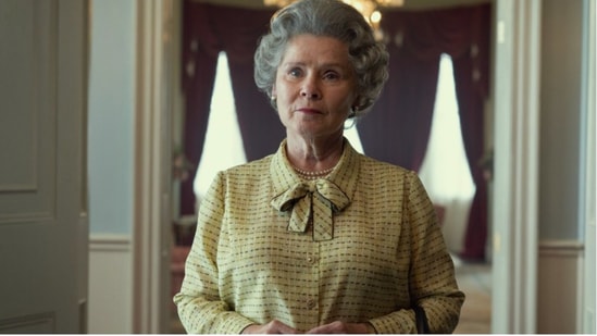 The first picture of Imelda Staunton as Queen Elizabeth II was shared.