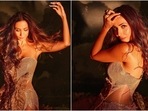Malaika Arora in one-shoulder gold gown with thigh-baring slit is a fashion goddess Malaika Arora in one-shoulder gold gown with thigh-baring slit is a fashion goddess