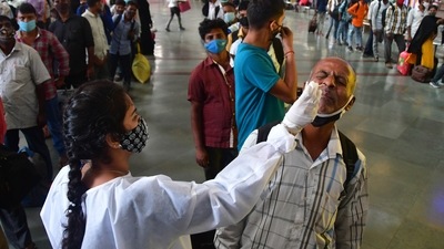 With almost 80% of the active cases being in home isolation, the health ministry directed the states to strictly monitor the cases so that there was no transmission of the virus in the neighbourhoods. (HT PHOTO) With almost 80% of the active cases being in home isolation, the health ministry directed the states to strictly monitor the cases so that there was no transmission of the virus in the neighbourhoods. (HT PHOTO)