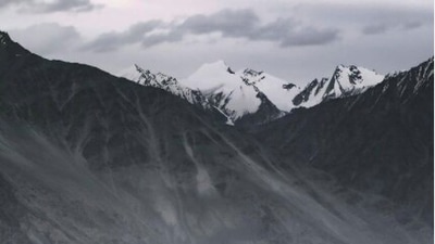 Gulmarg, Kashmir: It is every travel enthusiasts dream to visit Kashmir at least once in their lifetime. One of the major tourist attractions in India, Gulmarg will remind you of Switzerland.  (Instagram/@beinghuman_kashmir)