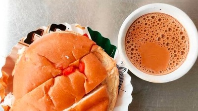 Irani chai: This creamy chai is famous in Pune and Hyderabad. It is different from any other Indian chais since they add mawa or khoya to black tea. Irani chai helps improve heart and oral health.  (Instagram/@kirti7s)