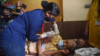 Many other states such as Karnataka, Kerala, Tamil Nadu, Goa and Rajasthan have also managed to achieve zero wastage and administer extra doses between 1 May and July 13. (HT File) Many other states such as Karnataka, Kerala, Tamil Nadu, Goa and Rajasthan have also managed to achieve zero wastage and administer extra doses between 1 May and July 13. (HT File)