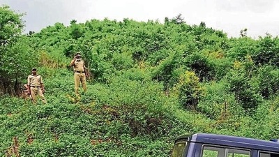 A railway official said the siege forced them to halt a dozen long-route express trains at separate railway stations along the railway line. (HT Photo) (HT_PRINT) A railway official said the siege forced them to halt a dozen long-route express trains at separate railway stations along the railway line. (HT Photo) (HT_PRINT)