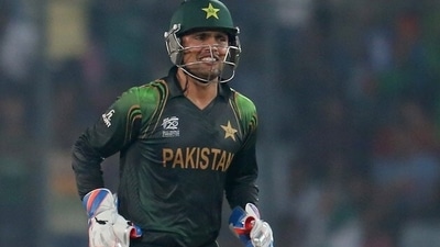 Pakistan's Kamran Akmal (in frame) reacted to India's Sanju Samon's performance in Sri Lanka Pakistan's Kamran Akmal (in frame) reacted to India's Sanju Samon's performance in Sri Lanka