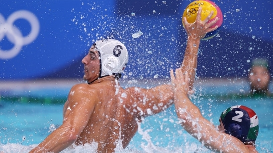 Tokyo 2020 Olympics - Water Polo - Men - Group A - United States v Hungary - Tatsumi Water Polo Centre, Tokyo, Japan – July 31, 2021. Luca Cupido of the United States in action. REUTERS/Gonzalo Fuentes(REUTERS)
