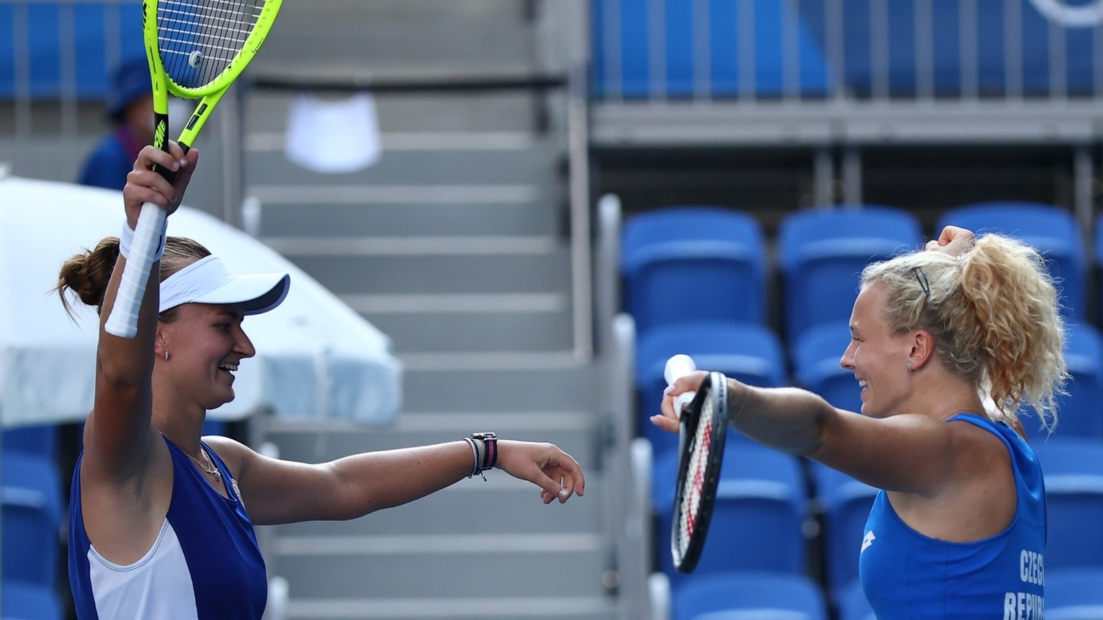 Tokyo 2020 Czechs Barbora Krejcikova and Katerina Siniakova take womens Olympic doubles gold Olympics
