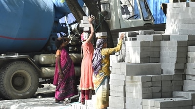 The realty and construction sector absorbed 5.5 million more people. (Arvind Yadav/ Hindustan Times) The realty and construction sector absorbed 5.5 million more people. (Arvind Yadav/ Hindustan Times)