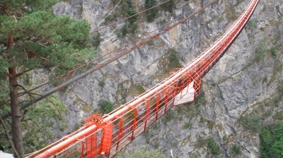 Niouc Bridge, Switzerland (190 metres): This is Europe's current highest suspension bridge which is 200 metres long. It is also known as Spider Bridge for its unique crisscrossing metal structure.  (Instagram/@travel.dude.97)