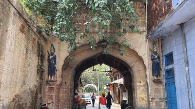 The Deori of the Bagh Akalian, built during the Misl era in a shambles. (Sameer Sehgal/HT) The Deori of the Bagh Akalian, built during the Misl era in a shambles. (Sameer Sehgal/HT)