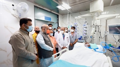 Union Home Minister Amit Shah visits ailing former Uttar Pradesh CM Kalyan Singh at SGPGI in Lucknow. (PTI)