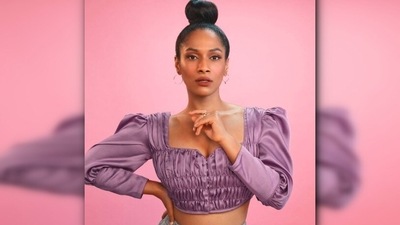 For her third look, Masaba opted for a lavender deep neck crop top. She paired it with high waisted mom-jeans and accessorised with small hoop earrings and rings. (Instagram/@masabagupta) For her third look, Masaba opted for a lavender deep neck crop top. She paired it with high waisted mom-jeans and accessorised with small hoop earrings and rings. (Instagram/@masabagupta)