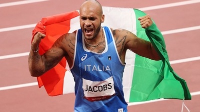 Lamont Marcell Jacobs of Italy celebrates winning the Gold Medal in the Men's 100m final. (Getty Images) Lamont Marcell Jacobs of Italy celebrates winning the Gold Medal in the Men's 100m final. (Getty Images)