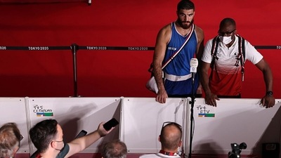 Mourad Aliev of France after losing by disqualification against Frazer Clarke. (Getty Images) Mourad Aliev of France after losing by disqualification against Frazer Clarke. (Getty Images)