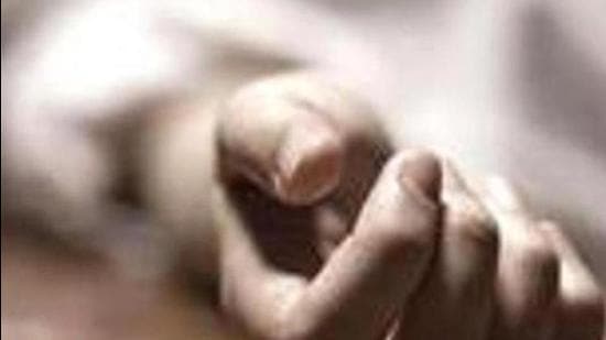 Neighbours alerted the police after the accident, even as the parents of the child, Nazia Khatun, claimed that she died due to an illness. (Representative photo)