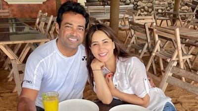 Kim Sharma and Leander Paes holidayed in Goa last month.