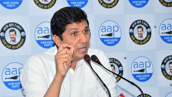 Saurabh Bhardwaj alleged that on one hand, the cash-strapped civic bodies say that they don’t have enough money to pay salaries to their employees but, on the other hand, they have money to pay their councillors.(ANI) Saurabh Bhardwaj alleged that on one hand, the cash-strapped civic bodies say that they don’t have enough money to pay salaries to their employees but, on the other hand, they have money to pay their councillors.(ANI)