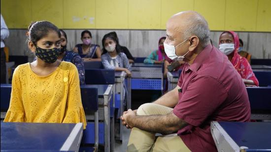 “We are reviewing the suggestions from the public, some demanded the reopening (of schools), others didn’t," Manish Sisodia said. (HT Photo)