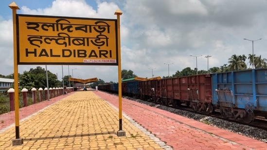 The Haldibari-Chilahati rail link between India and Bangladesh was operational till 1965, and was part of the Broad Gauge main route from Kolkata to Siliguri during the Partition. (Ministry of Railways/PIB)