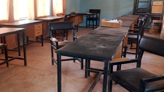 COVID-19: J-K extends closure of schools, higher education institutions(REUTERS) COVID-19: J-K extends closure of schools, higher education institutions(REUTERS)