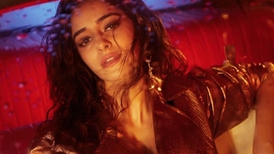 In Pics: Ananya Panday's golden metallic trench is fashion inspo for drizzly day (Instagram/ananyapanday) In Pics: Ananya Panday's golden metallic trench is fashion inspo for drizzly day (Instagram/ananyapanday)