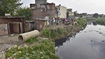 As per the reports, Coliform organisms were recorded at 460 at the school and a house in New Chander Nagar, while it was 240 in the sample collected from Rawal’s house and at 150 in the sample collected from the handloom store. (HT FILE)