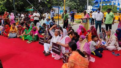 Dalit girl’s alleged rape-murder: Medical board to conduct autopsy, Rahul and Kejriwal condemn incident Dalit girl’s alleged rape-murder: Medical board to conduct autopsy, Rahul and Kejriwal condemn incident