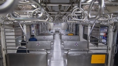 During the second wave of Covid-19, the Maharashtra government had put restrictions on local train travel fearing the spread of the virus. (Pratik Chorge/HT file photo)