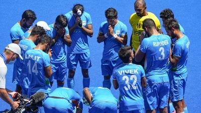 Tokyo: Indian players huddle and pray after their men's field hockey semifinal match against Belgium, at the 2020 Summer Olympics, in Tokyo, Tuesday, Aug. 3, 2021. India lost the match 2-5. (PTI Photo/Gurinder Osan) (PTI08_03_2021_000034B) (PTI) Tokyo: Indian players huddle and pray after their men's field hockey semifinal match against Belgium, at the 2020 Summer Olympics, in Tokyo, Tuesday, Aug. 3, 2021. India lost the match 2-5. (PTI Photo/Gurinder Osan) (PTI08_03_2021_000034B) (PTI)