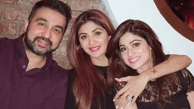 Shamita Shetty showers Shilpa Shetty with love and support. Shamita Shetty showers Shilpa Shetty with love and support.