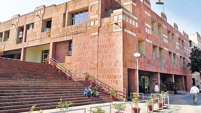 On January 5, 2020, around 100 masked and armed individuals unleashed violence at the JNU campus.