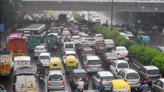 New Delhi, India - July 29, 2021: Slow moving traffic at Kashmiri Gate near ISBT while it rains in New Delhi, India, on Thursday, July 29, 2021. (Photo by Raj K Raj / Hindustan Times) (Raj K Raj / HT Photo)