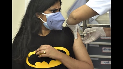 A beneficiary gets inoculated against Covid-19 at Nair Hospital. (Satish Bate/HT PHOTO) A beneficiary gets inoculated against Covid-19 at Nair Hospital. (Satish Bate/HT PHOTO)