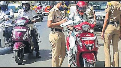 Complaints of misbehaviour by cops are common during vehicle checking drives and raids. (HT file) Complaints of misbehaviour by cops are common during vehicle checking drives and raids. (HT file)
