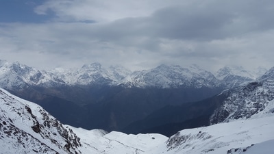 Sar Pass, Himachal Pradesh: Situated in Parvati Valley of Kullu district of Himachal Pradesh, this spot attracts a lot of trekkers every year. The Sar Pass sits at an altitude of approx 13,580 ft above sea level. (Unsplash) Sar Pass, Himachal Pradesh: Situated in Parvati Valley of Kullu district of Himachal Pradesh, this spot attracts a lot of trekkers every year. The Sar Pass sits at an altitude of approx 13,580 ft above sea level. (Unsplash)