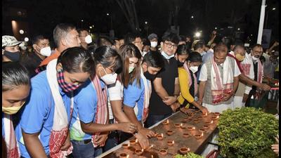 Assam chief minister Himanta Biswa Sarma lights a lamp for boxer Lovlina Borgohain ahead of her semifinal match at the Tokyo Olympics, at Nehru Stadium in Guwahati on Tuesday, August 3. (PTI) Assam chief minister Himanta Biswa Sarma lights a lamp for boxer Lovlina Borgohain ahead of her semifinal match at the Tokyo Olympics, at Nehru Stadium in Guwahati on Tuesday, August 3. (PTI)