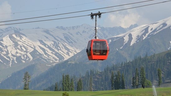 Gulmarg, Jammu and Kashmir: It is every skier's dream to visit this hill station at least once in their lifetime since Gulmarg is the world's third-highest ski resort and is known around the world for its powdery snow runs.(Unsplash)