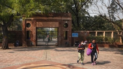 The university also asked colleges and hostels to ensure Covid-19 appropriate behaviour while providing accommodation to outstation students. (HT Photo) The university also asked colleges and hostels to ensure Covid-19 appropriate behaviour while providing accommodation to outstation students. (HT Photo)