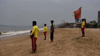 An elevated walkway is being constructed along Versova Beach and it set to be completed in the next three to four months. (HT FILE) An elevated walkway is being constructed along Versova Beach and it set to be completed in the next three to four months. (HT FILE)