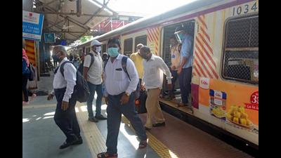 Mumbai, India - June 15, 2020: Commuters at Kurla railway station after Central Railways resume Local Train Service for Essential Staff, during Nationwide Lockdown in the wake of Coronavirus pandemic in Mumbai, India, on Monday, June 15, 2020. (Photo by Vijayanand Gupta/ HT PHOTO) (HT PHOTO) Mumbai, India - June 15, 2020: Commuters at Kurla railway station after Central Railways resume Local Train Service for Essential Staff, during Nationwide Lockdown in the wake of Coronavirus pandemic in Mumbai, India, on Monday, June 15, 2020. (Photo by Vijayanand Gupta/ HT PHOTO) (HT PHOTO)