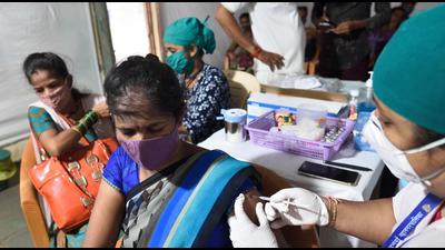 A beneficiary gets inoculated against Covid-19 at Khambacha Pada inside the Aarey Milk Colony. (Satish Bate/HT PHOTO) A beneficiary gets inoculated against Covid-19 at Khambacha Pada inside the Aarey Milk Colony. (Satish Bate/HT PHOTO)